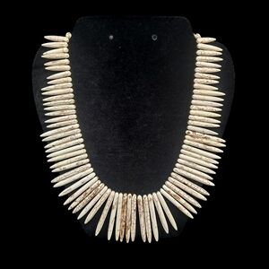 Vintage Cream White Buffalo Like Turquoise Necklace Spike Choker 9.5"